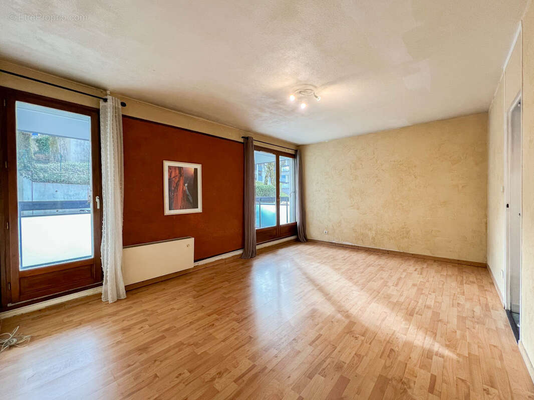 Appartement à MEYTHET