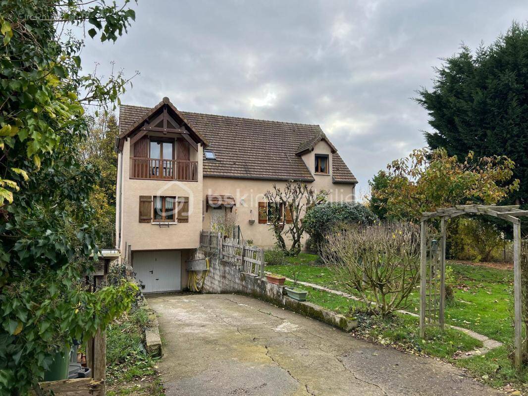 Maison à BOISSY-LE-CHATEL