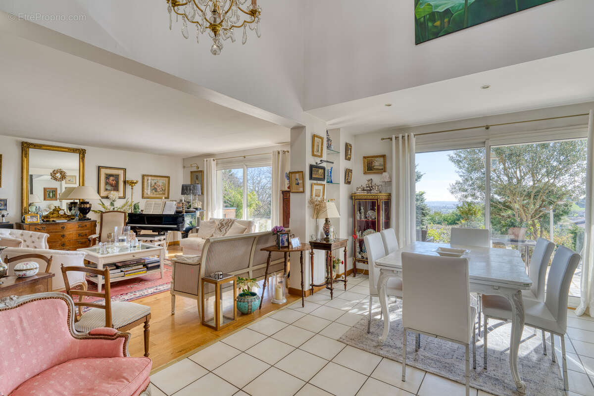 Maison à POLLIONNAY