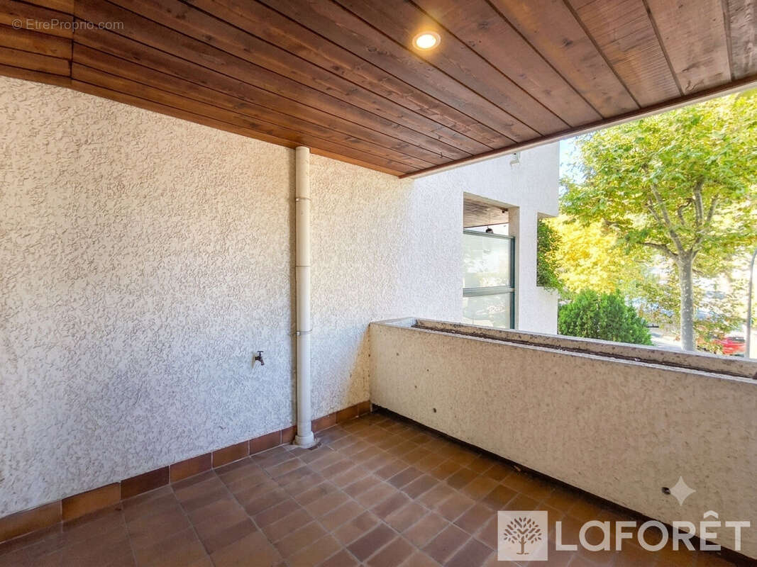 Hyeres centre ville - Appartement 4 pièces 87m2 avec garage - photo 3