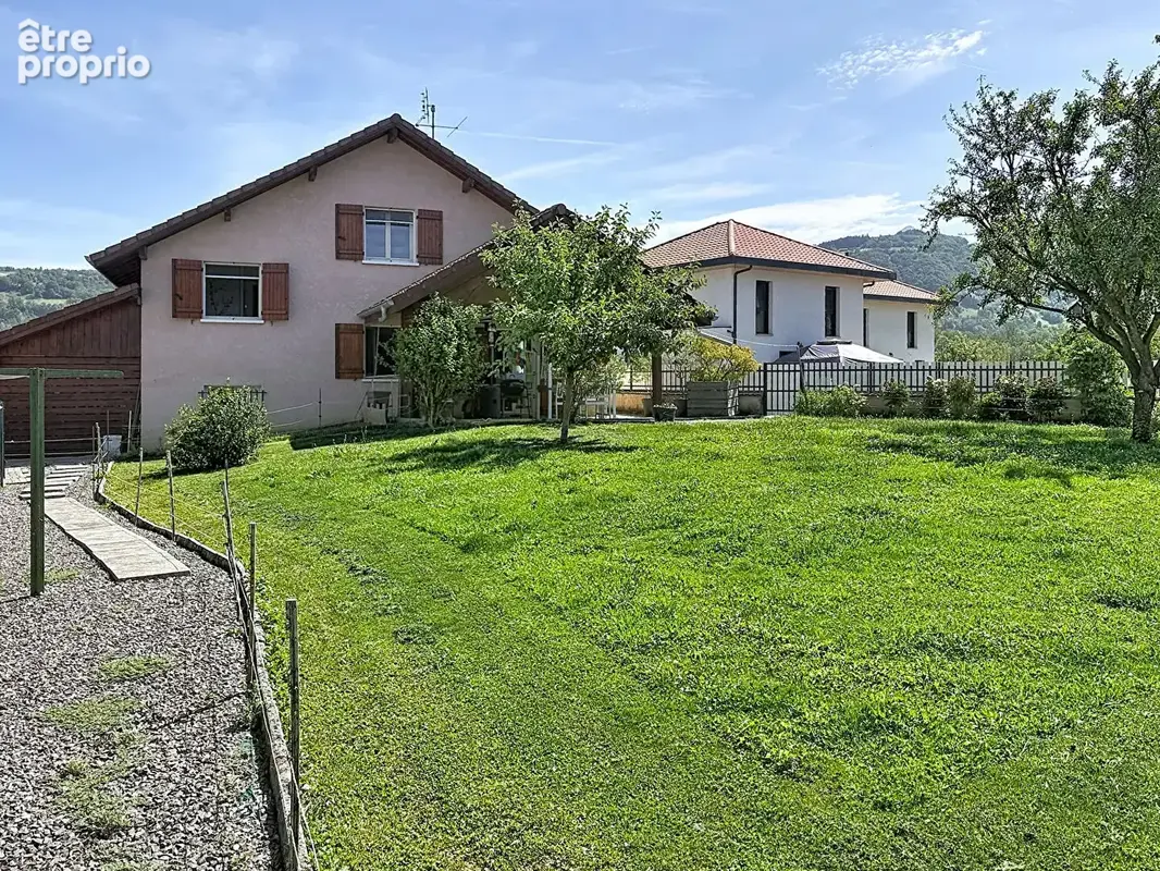 Photo Maison à Scientrier au prix de 419 000€