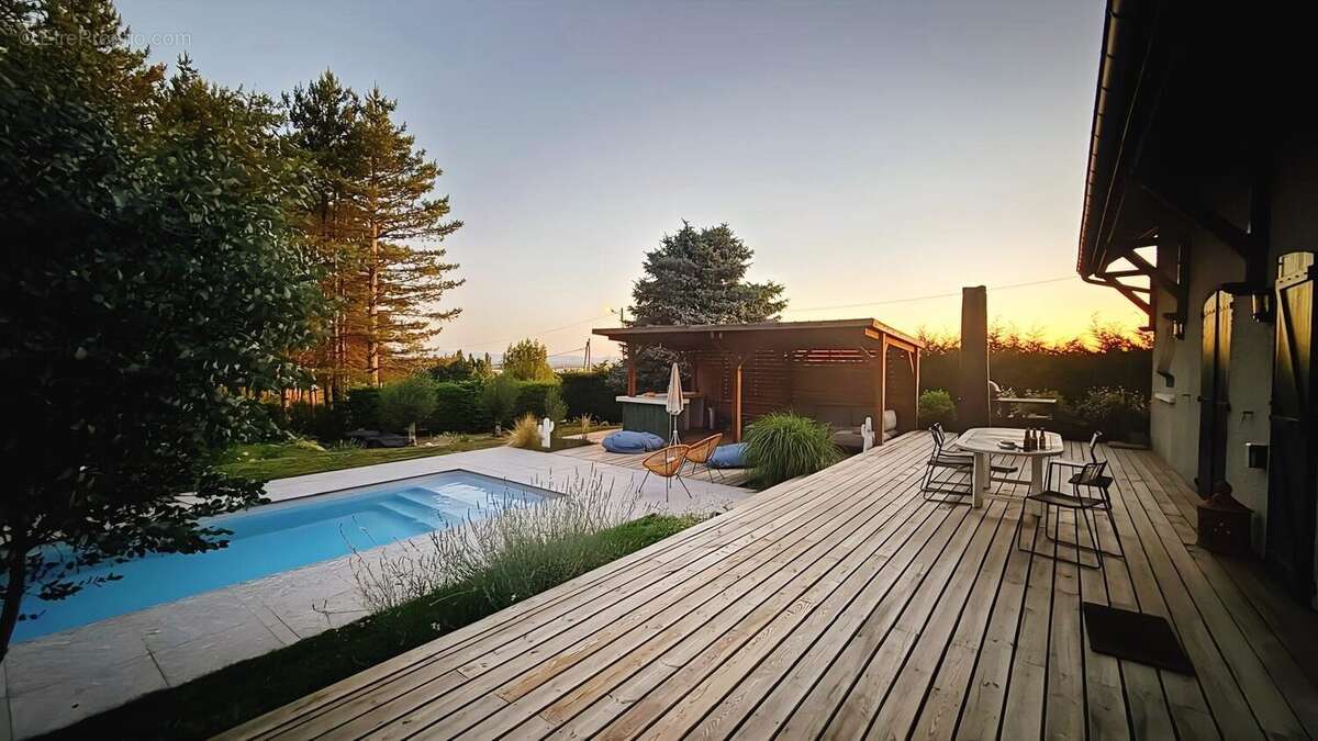 Maison à LA FOUILLOUSE