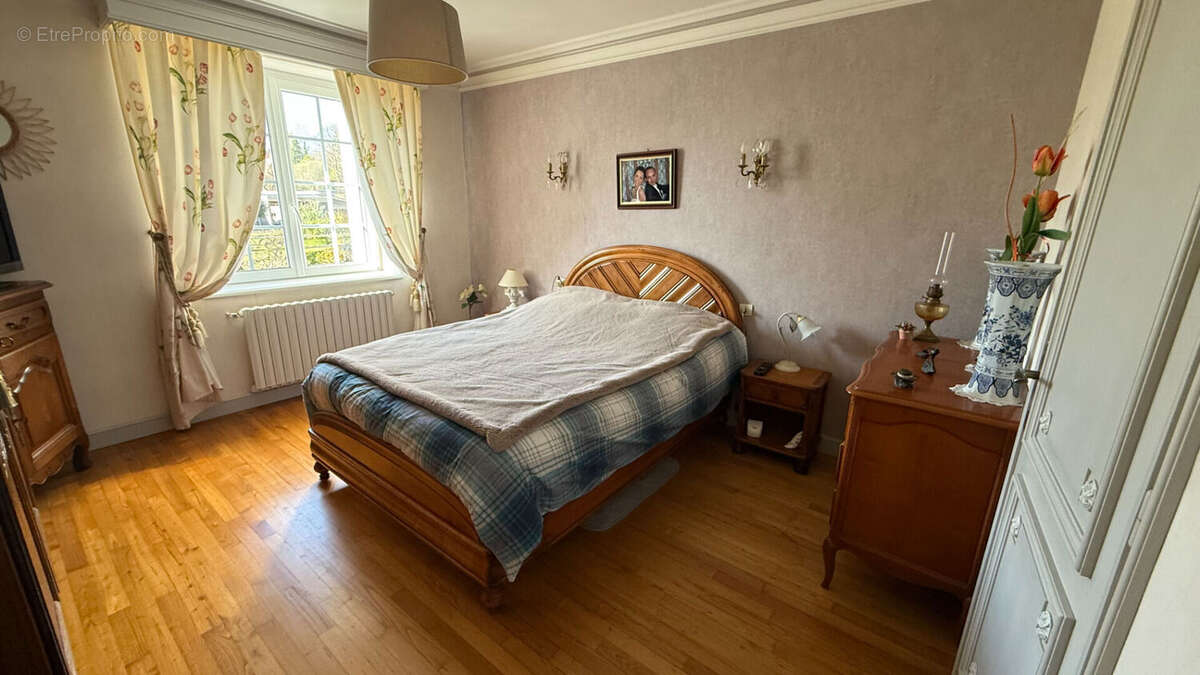 Maison à PLOUGONVEN