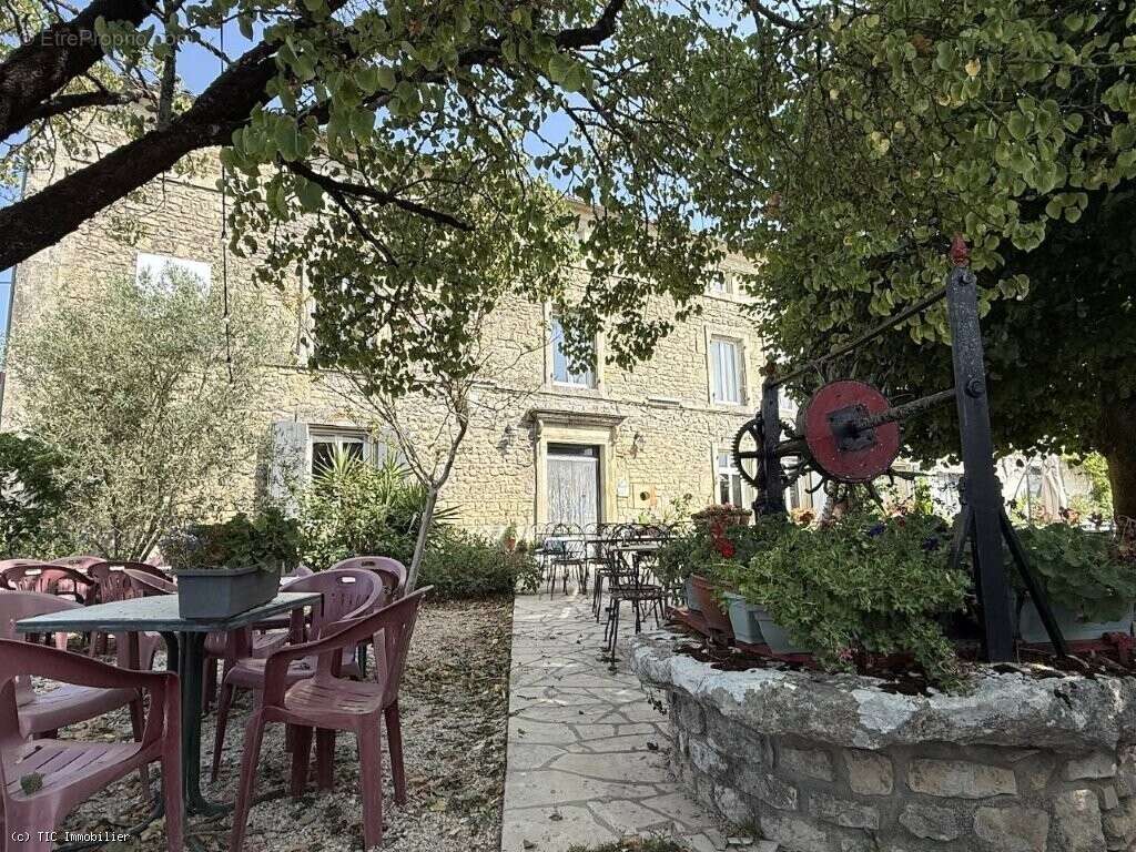 Propriété De Caractère Avec Fort Potentiel Touristique Et Commercial - photo 40