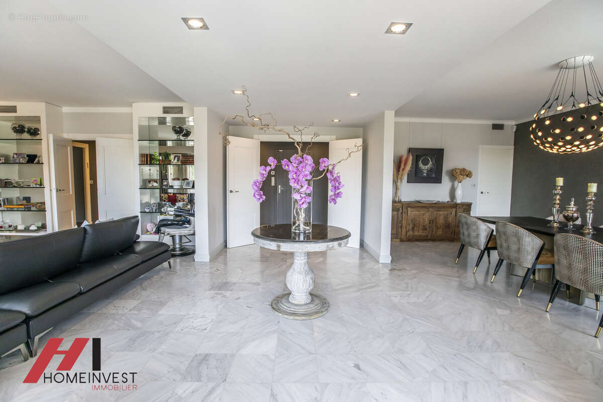 Pure merveille pour ce t5 cadenelle de 200m2 13008 - photo 7