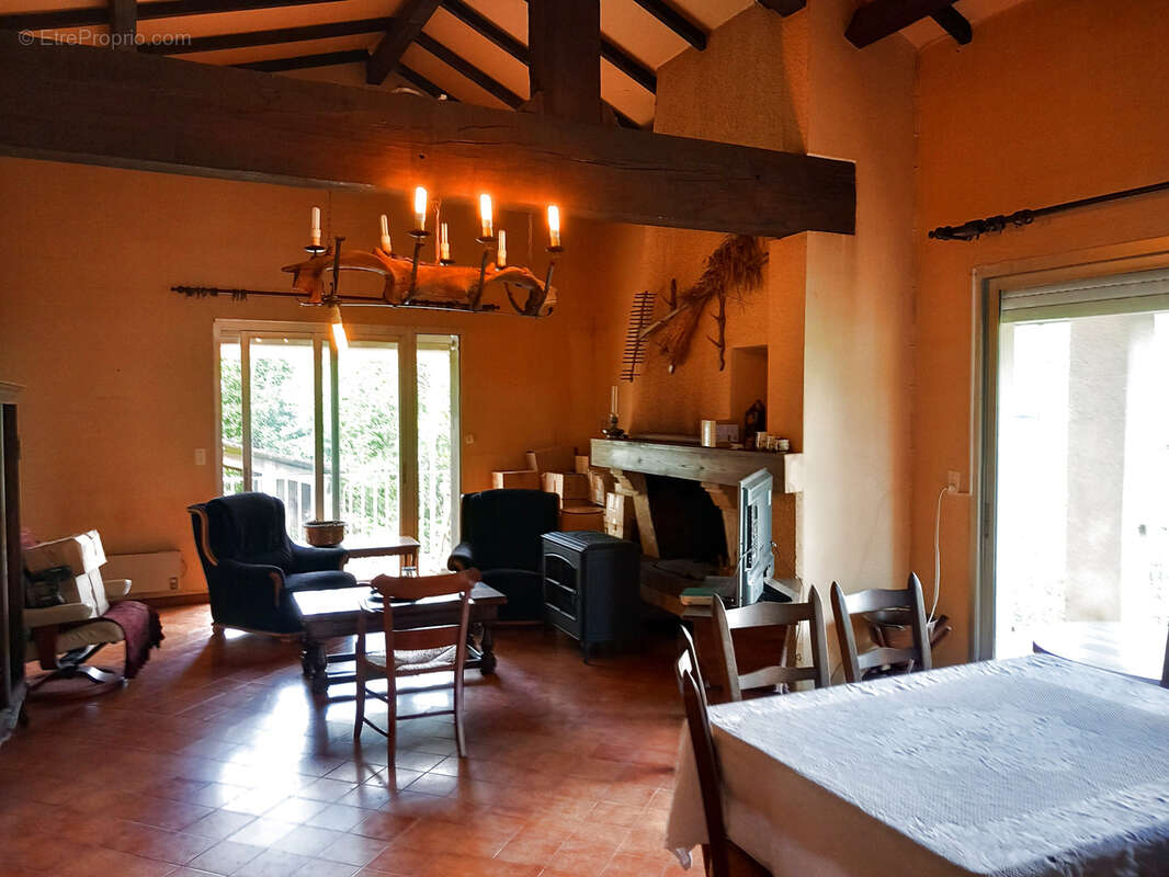 Maison à MONTAGNOL