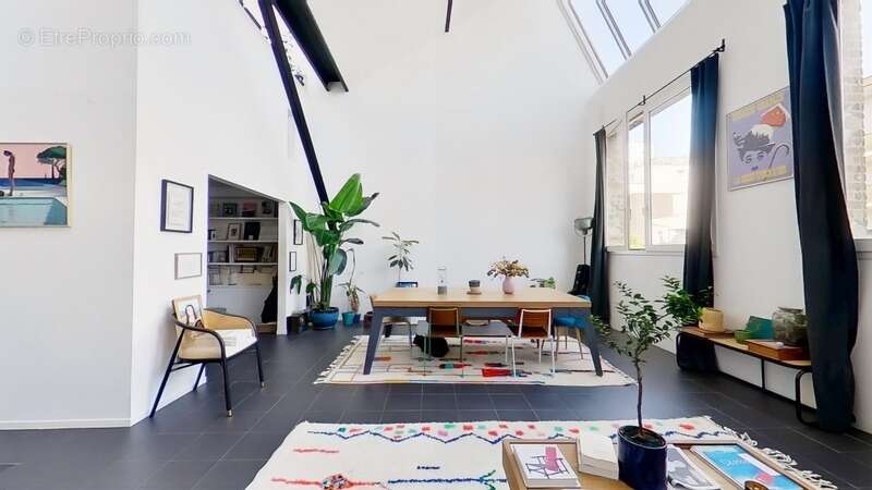 Appartement à SAINT-DENIS