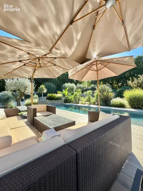 Villa d'exception 172 m² - piscine - terrain arboré de 2 000 m² - photo 5