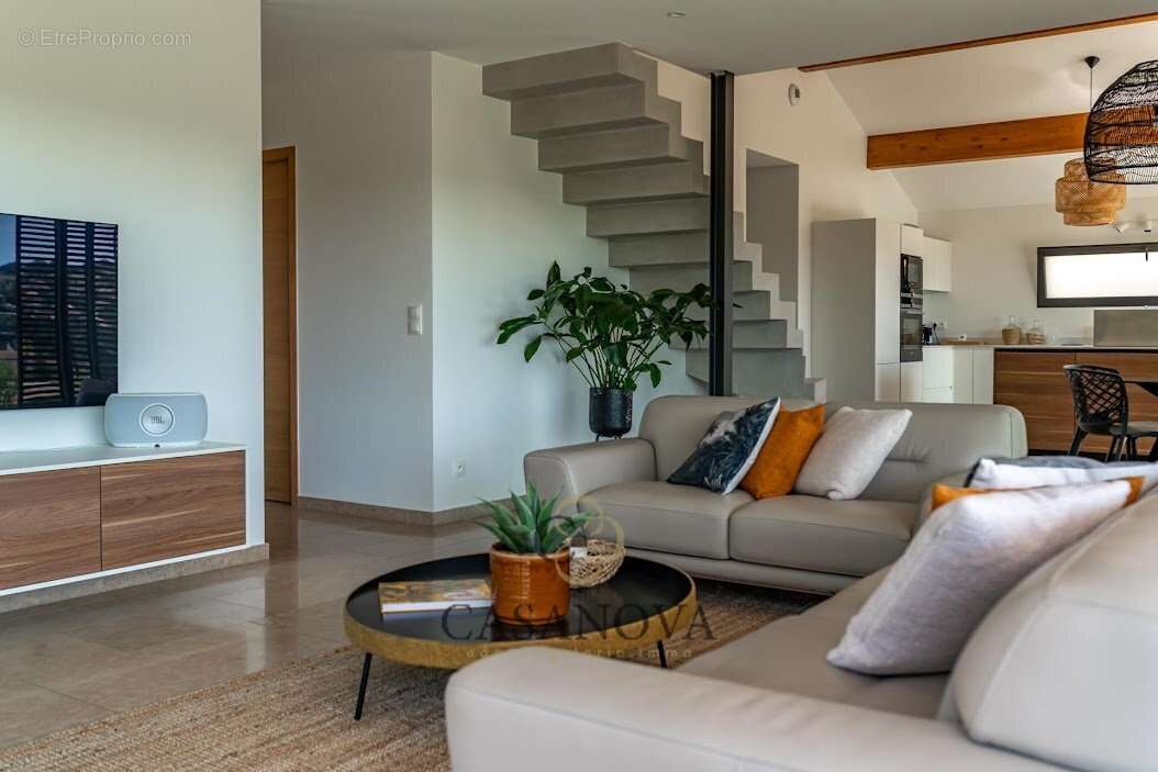 Maison à SAINT-GELY-DU-FESC