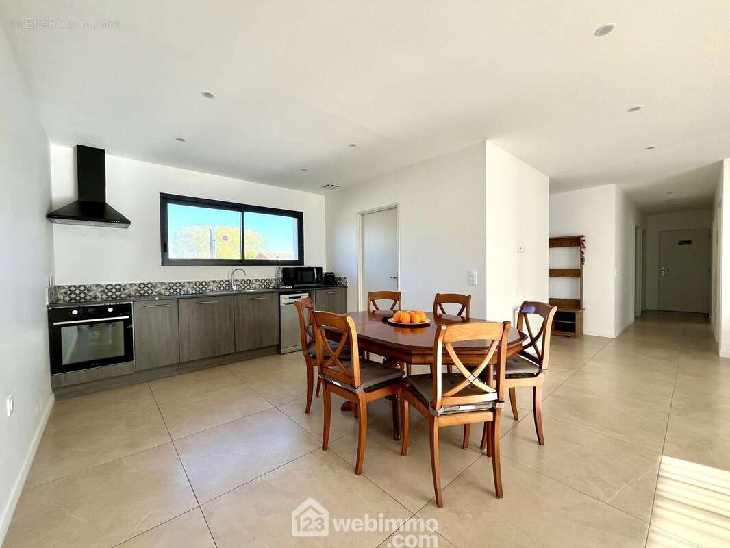 Maison à SAINT-DENIS-DE-PILE