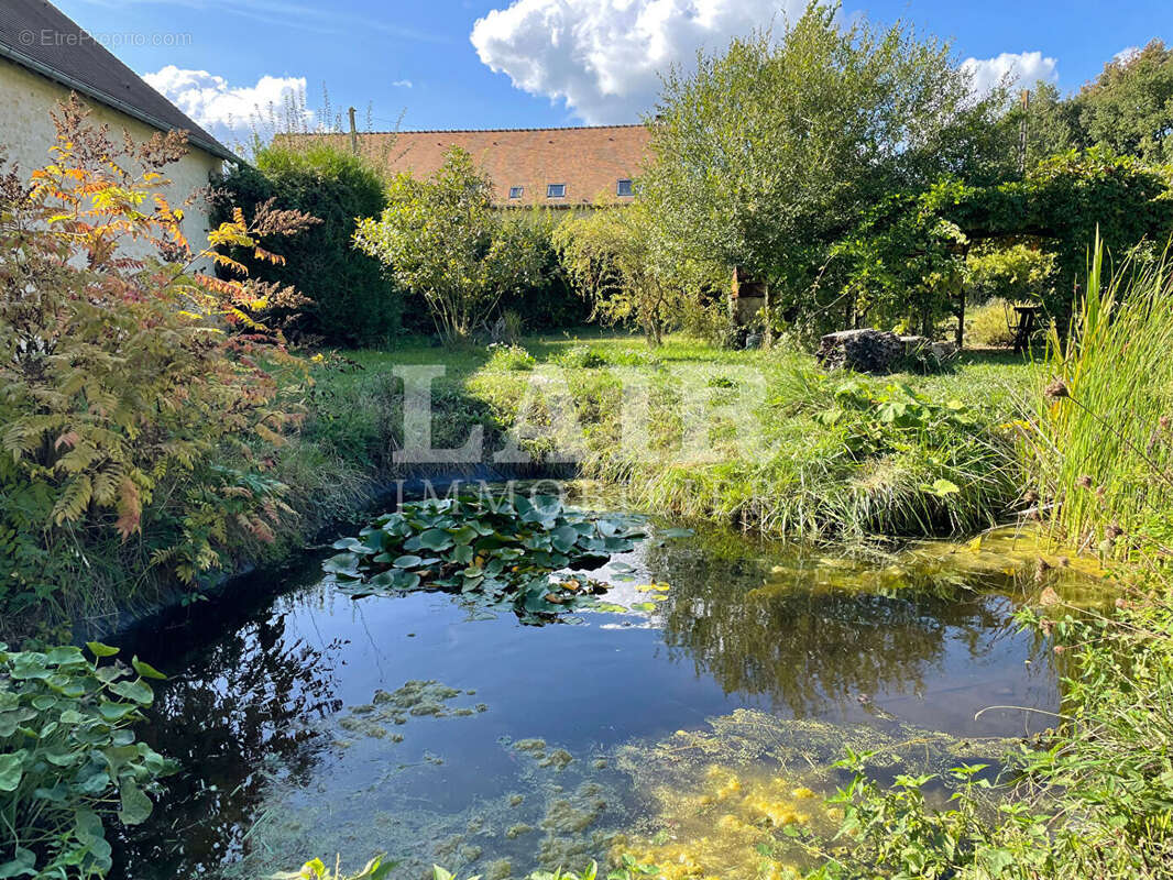 Maison à PERVENCHERES