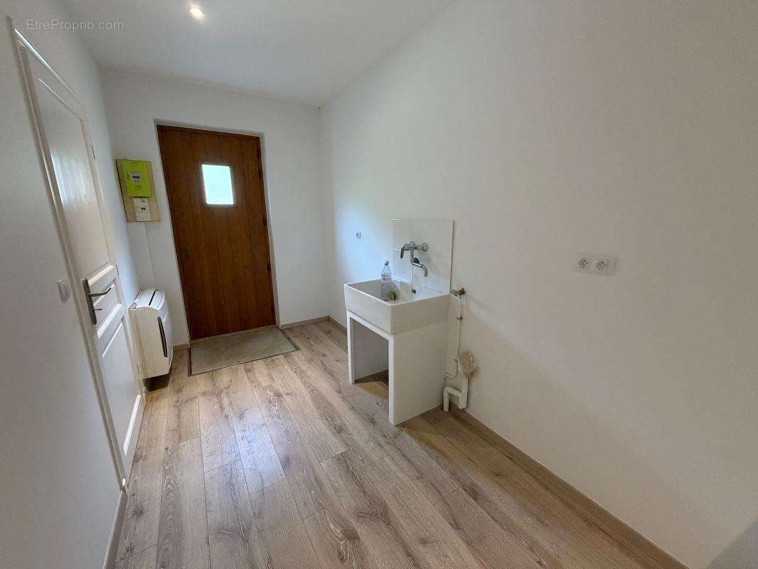 Maison de charme entièrement rénovée avec garage et jardin au cœur de La Roque-Gageac - photo 24