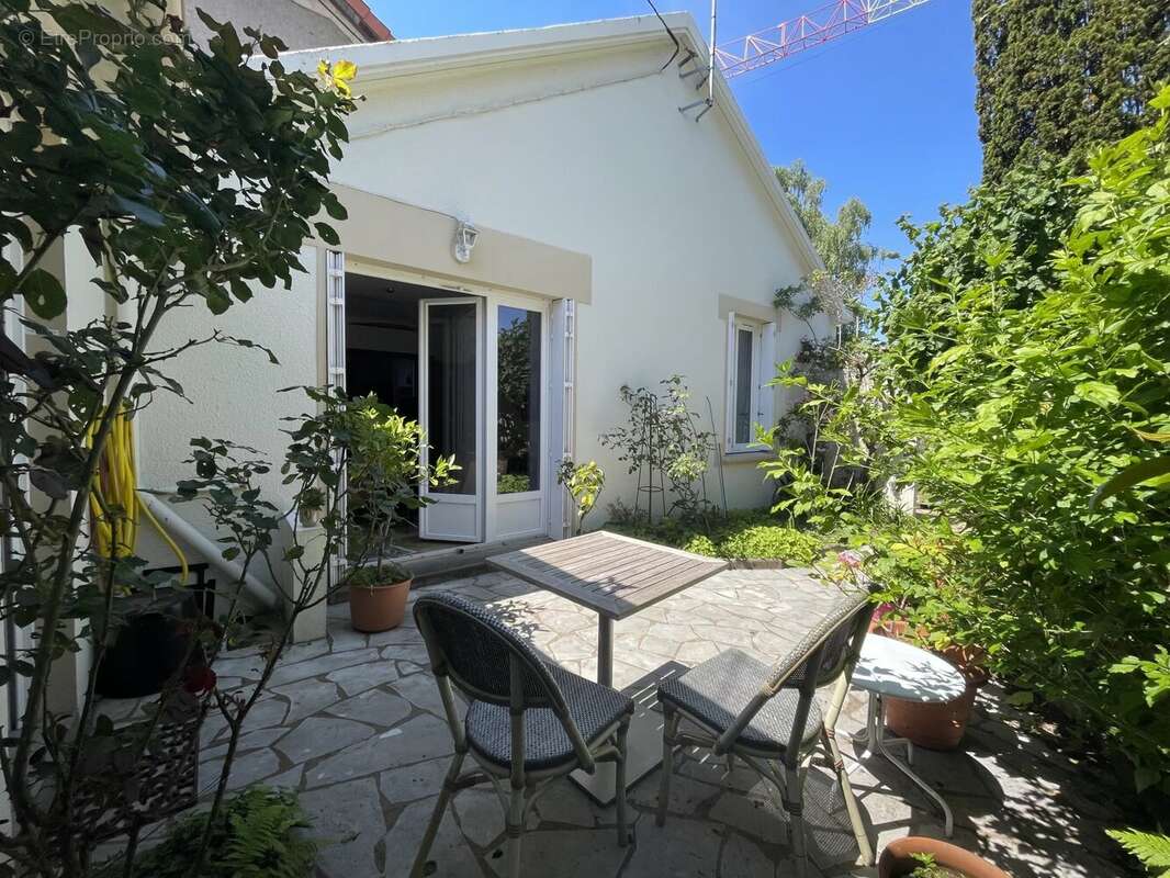 Quartier Saint Paul - Grande maison de charme - 197m² habitable - photo 13