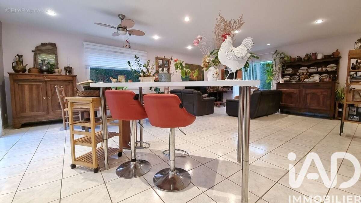 Photo 8 - Maison à SAINT-MARTIN-LA-PLAINE