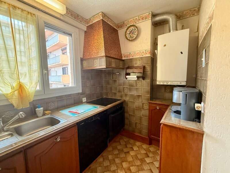 Rare à la vente : Appartement à vendre 4 pièces avec vue d'exception sur la cité de Carcassonne. Prix de vente : 124200€ - photo 15