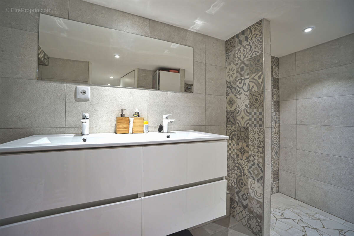 Appartement à LYON-4E