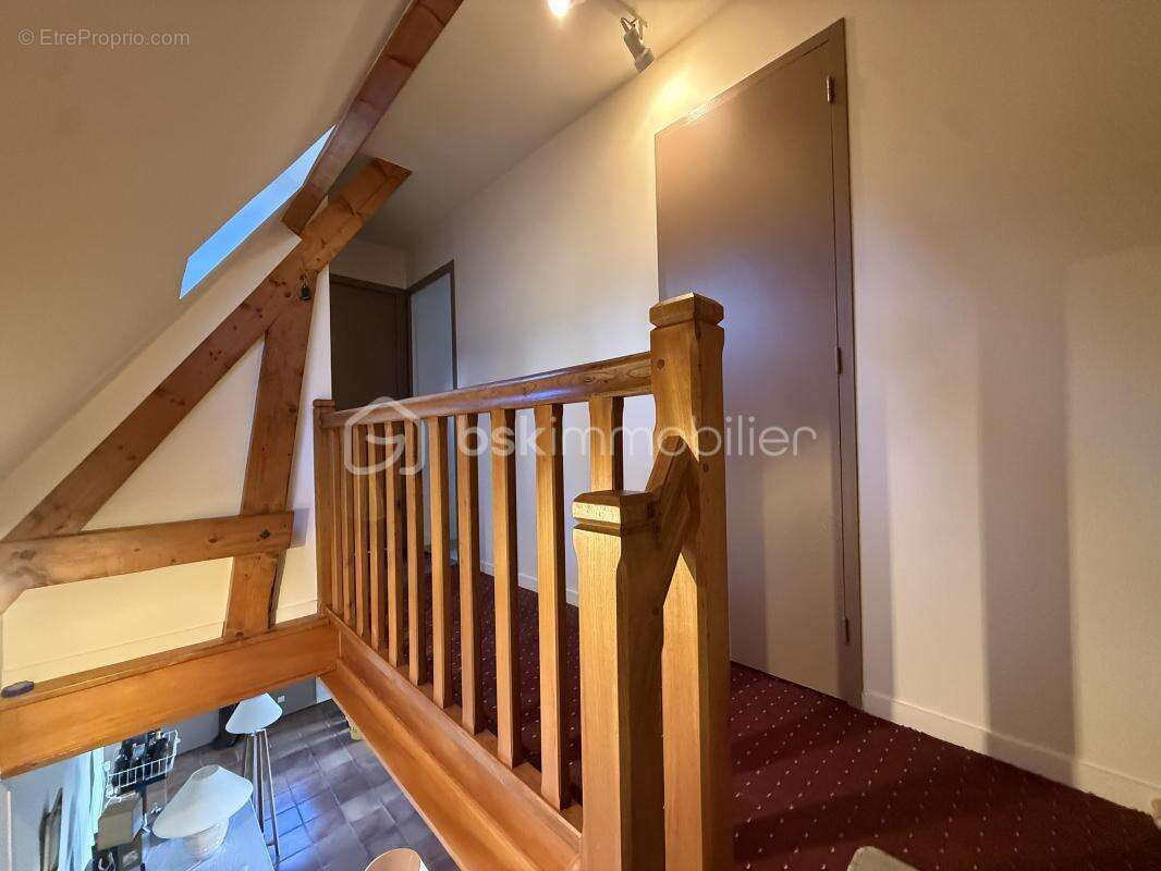 Maison à PONT-L'EVEQUE