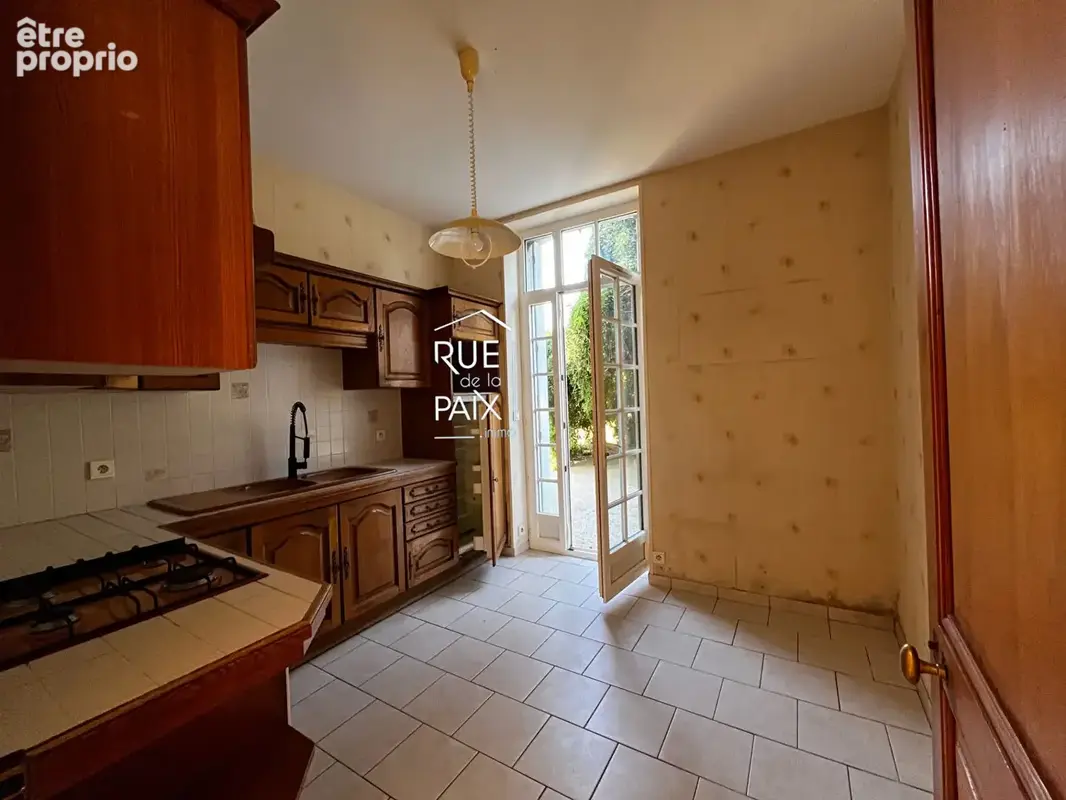 Maison Loudun 6 pièce(s) 170 m2 - photo 5