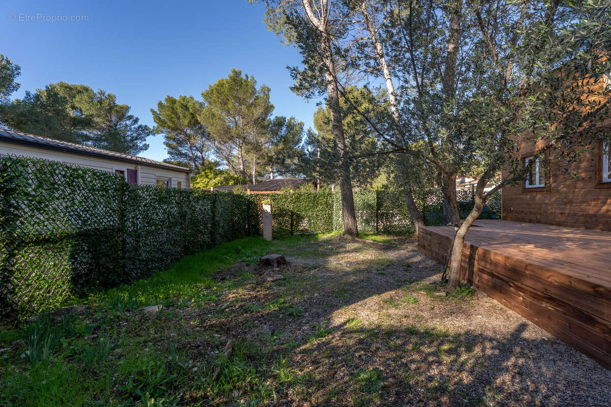 Maison à LE CASTELLET