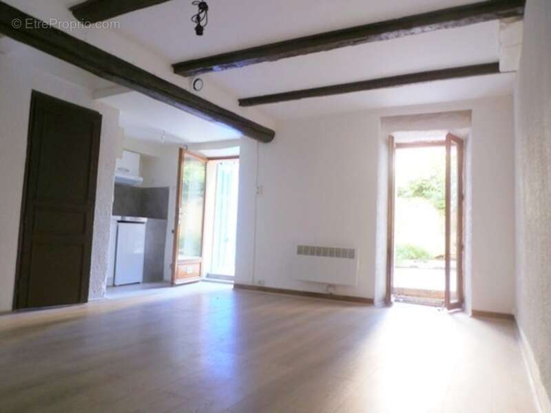 Appartement à MARSEILLE-6E