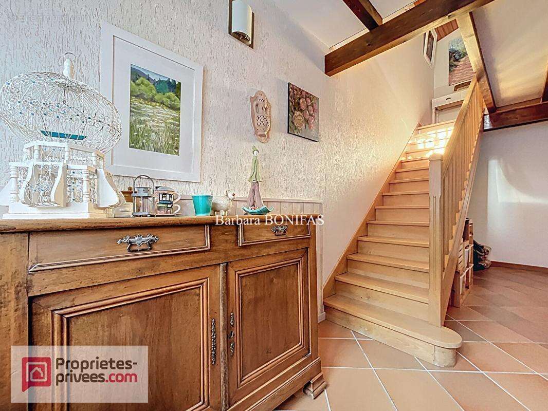 Maison à SAINT-SULPICE