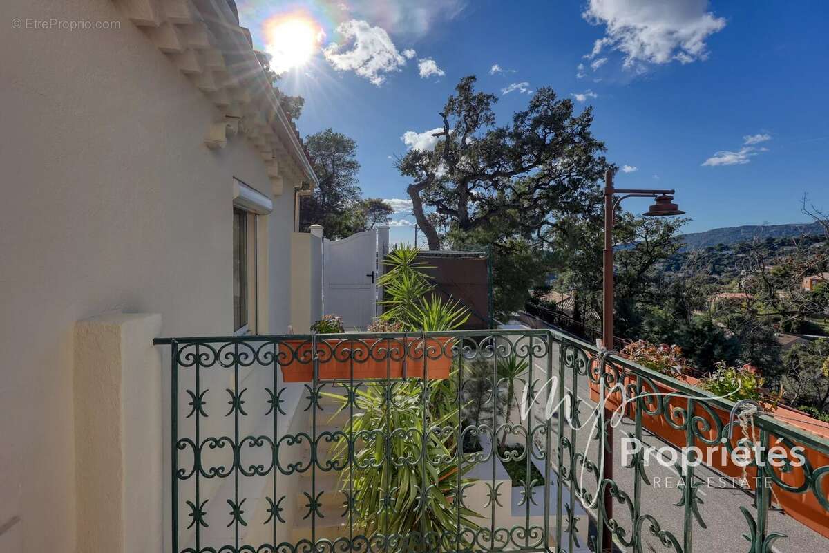 Maison à RAYOL-CANADEL-SUR-MER