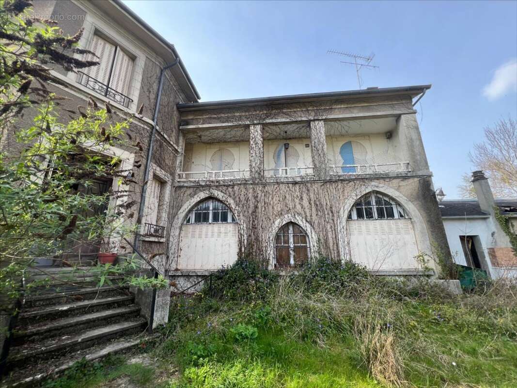 Maison à ISLES-SUR-SUIPPE