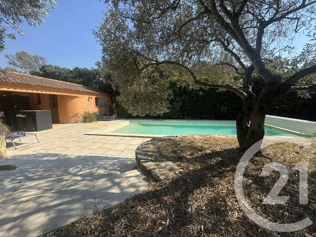 Maison 120 m² à Pourrieres  - photo 15