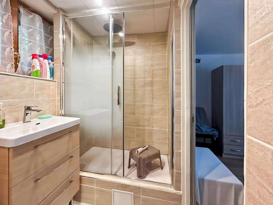 Maison à LA BERTHENOUX