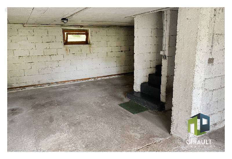 Maison à AUXELLES-HAUT