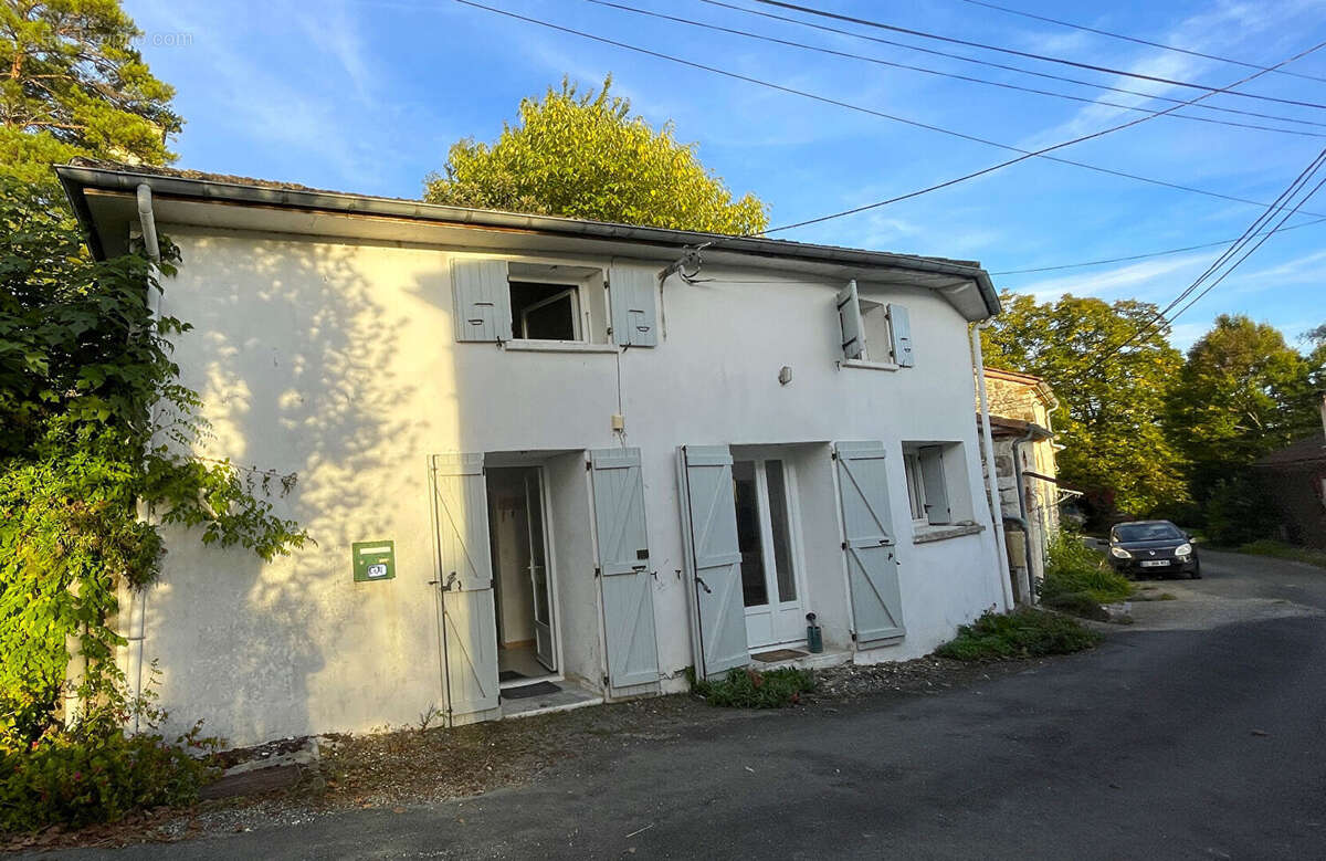 Maison à SAINT-SYLVESTRE-SUR-LOT