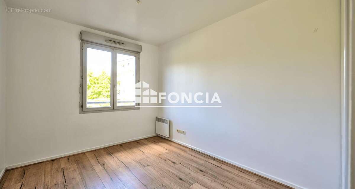 Appartement à SAINT-OUEN-L'AUMONE