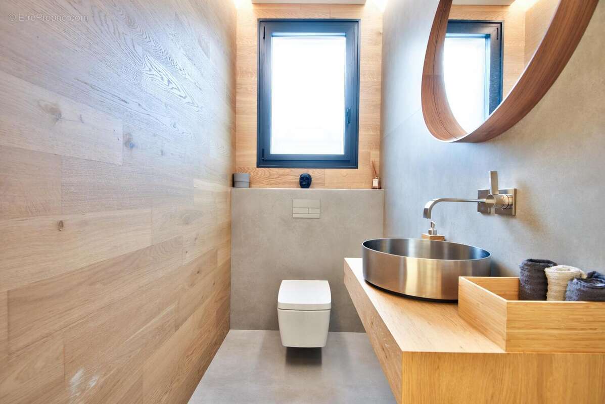 Maison à TOURRETTE-LEVENS