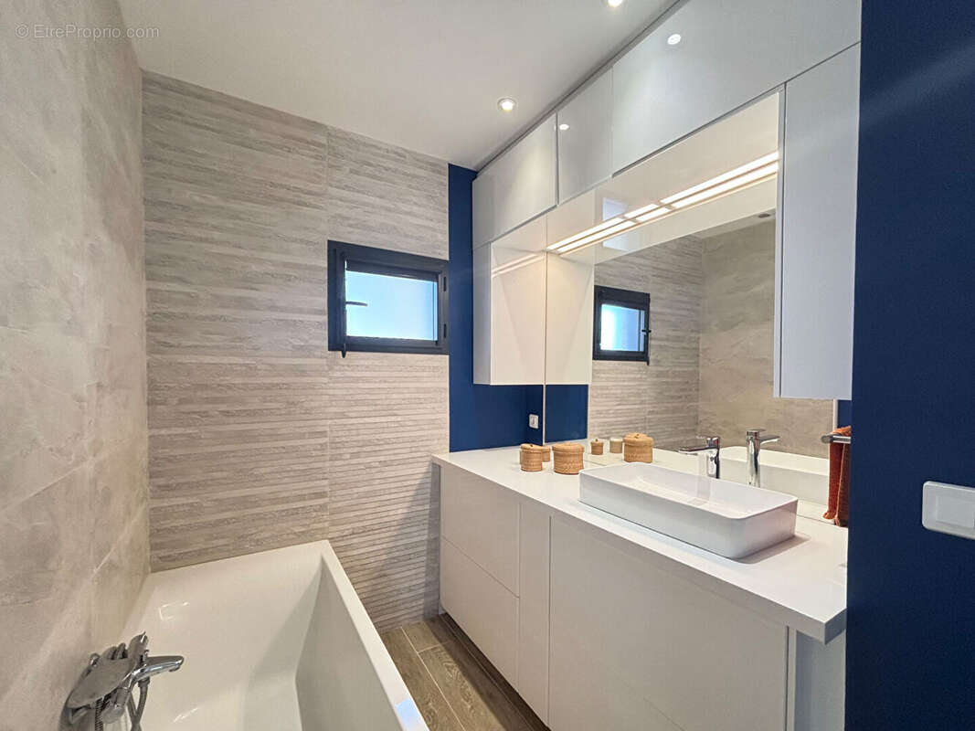 Maison à CASTANET-TOLOSAN