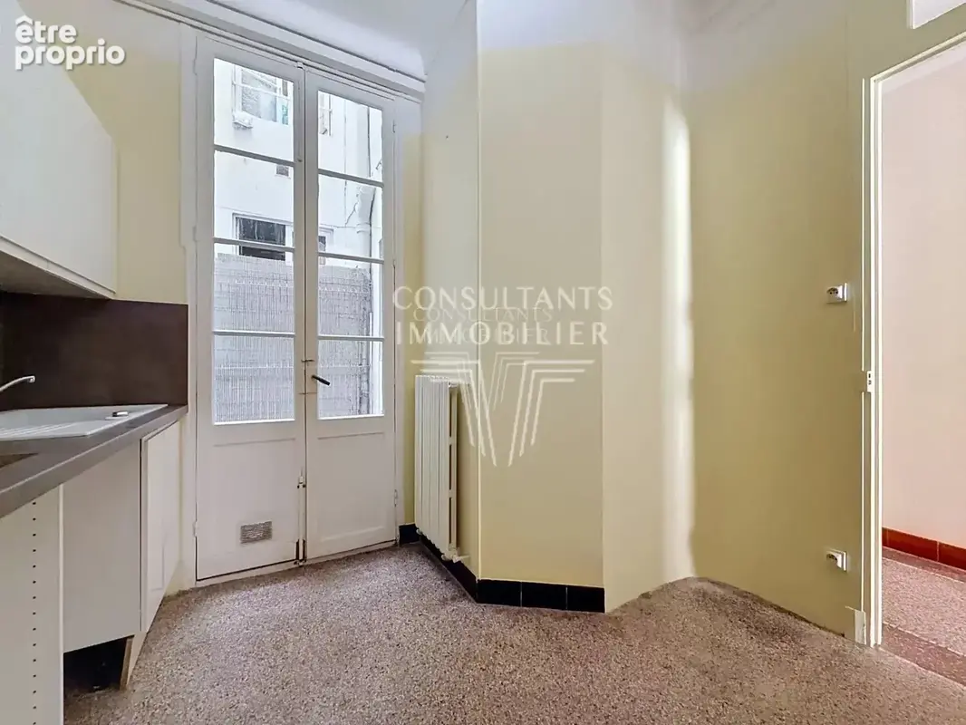 Cannes Banane – 3 pièces à rénover dans un immeuble Art Déco - photo 7