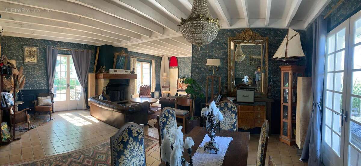 Photo 7 - Maison à VENDAYS-MONTALIVET