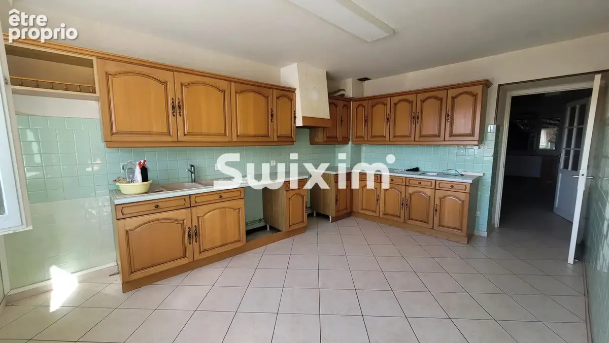 Maison 6 pièces 141 m² à vendre à Orgelet (39270) - photo 6