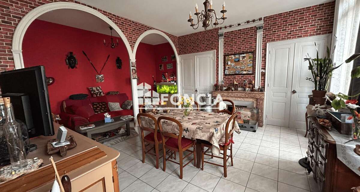 Appartement à SAINT-ETIENNE