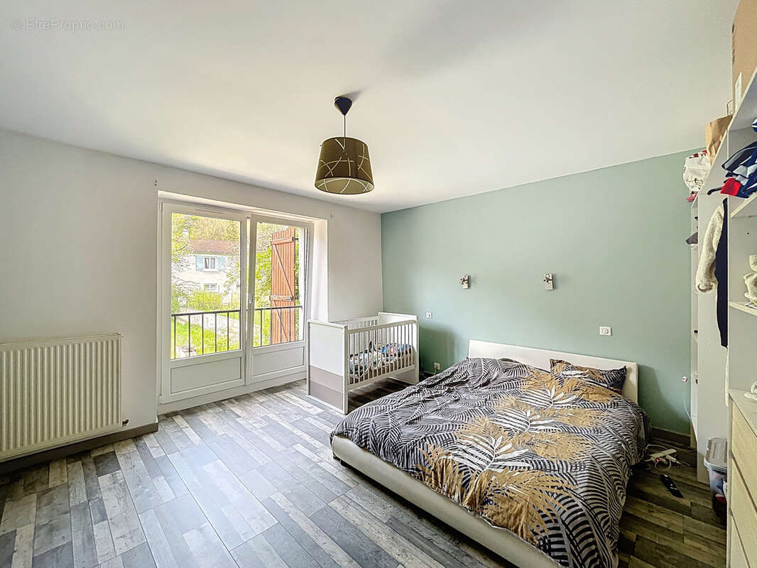 Maison à NANT-LE-GRAND