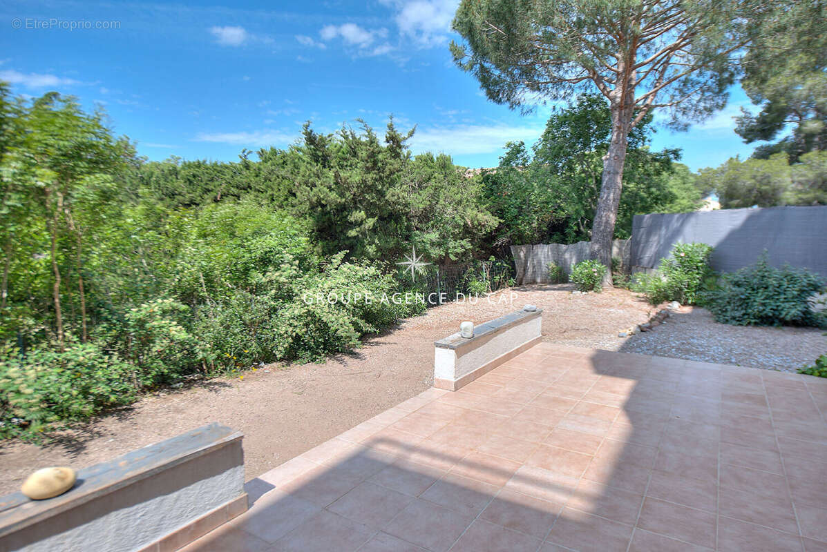 Appartement à SAINT-RAPHAEL