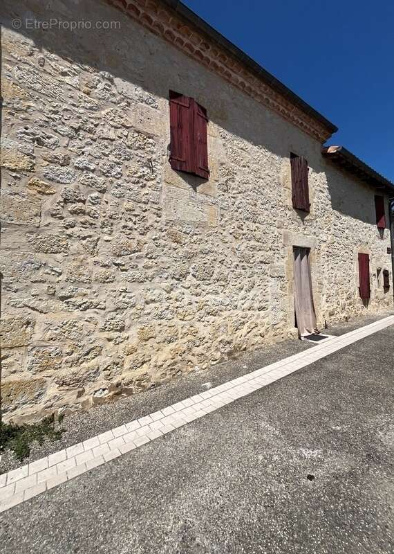 Maison à FLEURANCE