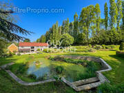 Maison à SAINT-LAURENT-DE-CONDEL