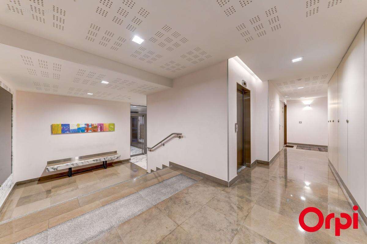 Appartement à LYON-8E