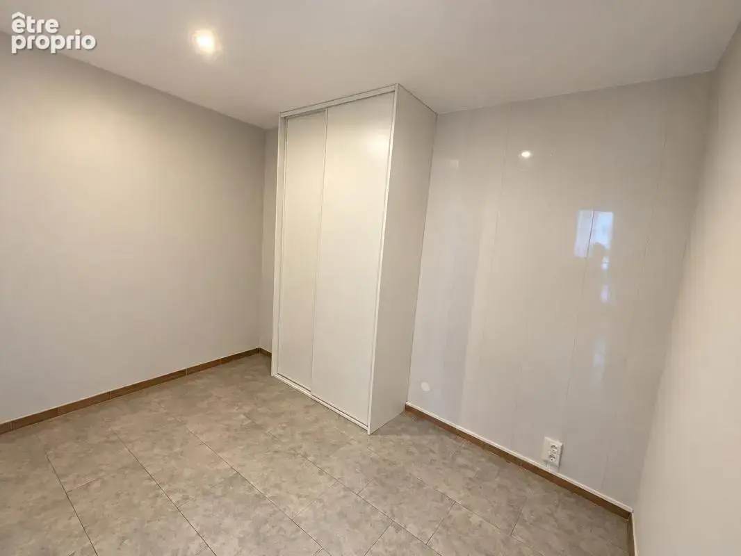 Saint-Laurent-de-la-Salanque : Charmante maison de village de 76 m² - photo 13