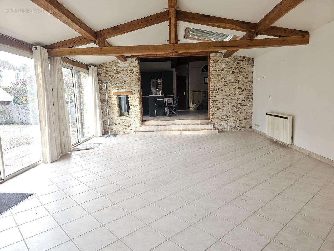 Maison à POMMEUSE