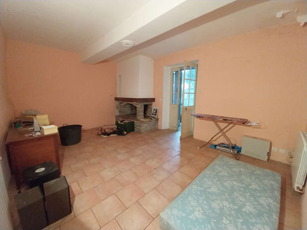 Maison à SAINT-HIPPOLYTE-DU-FORT