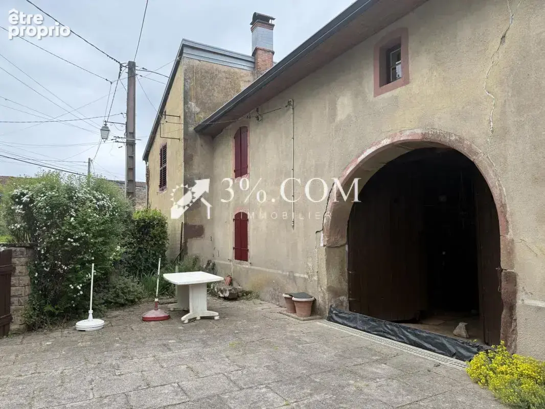 Ferme de village 196 m2 VIMENIL - photo 5