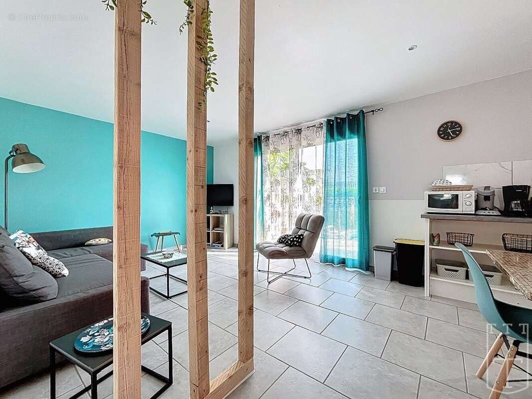 Maison à VALLON-PONT-D&#039;ARC