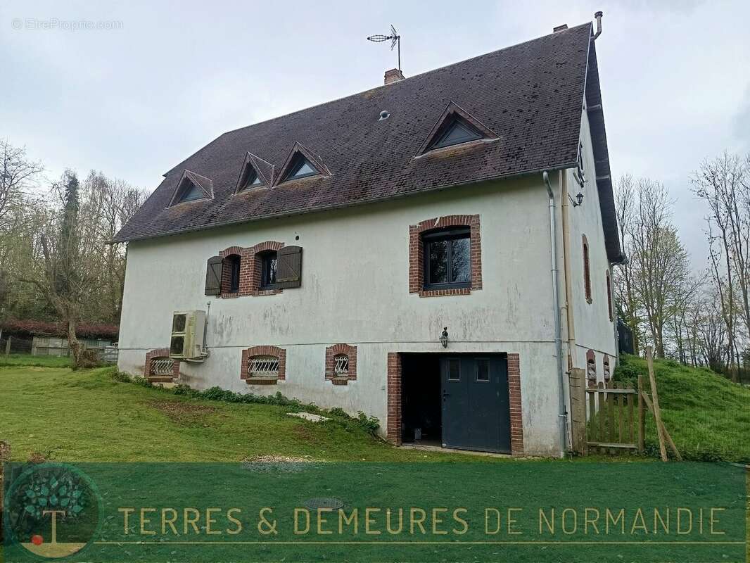 Maison à CORMEILLES