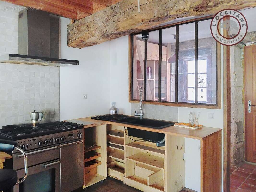 Maison à MAUVEZIN